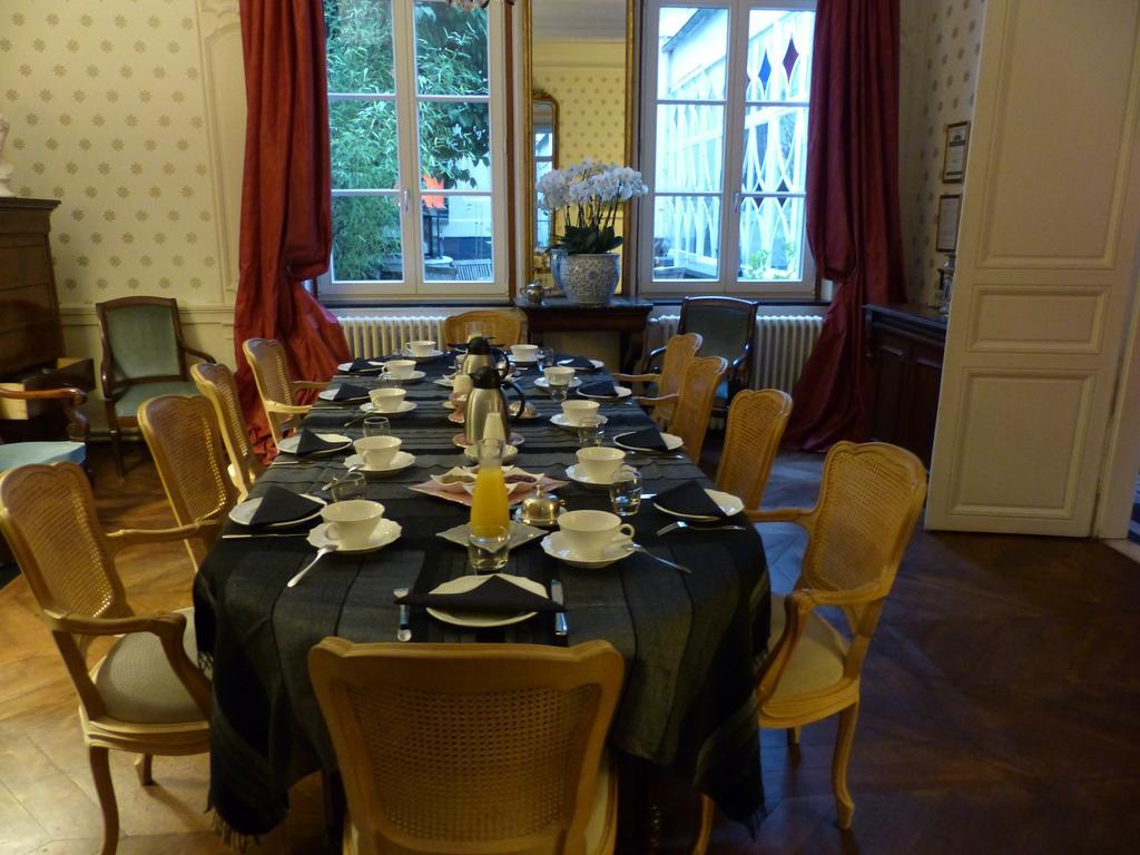 Maison D'Hotes La Corne D'Or Арас Екстер'єр фото